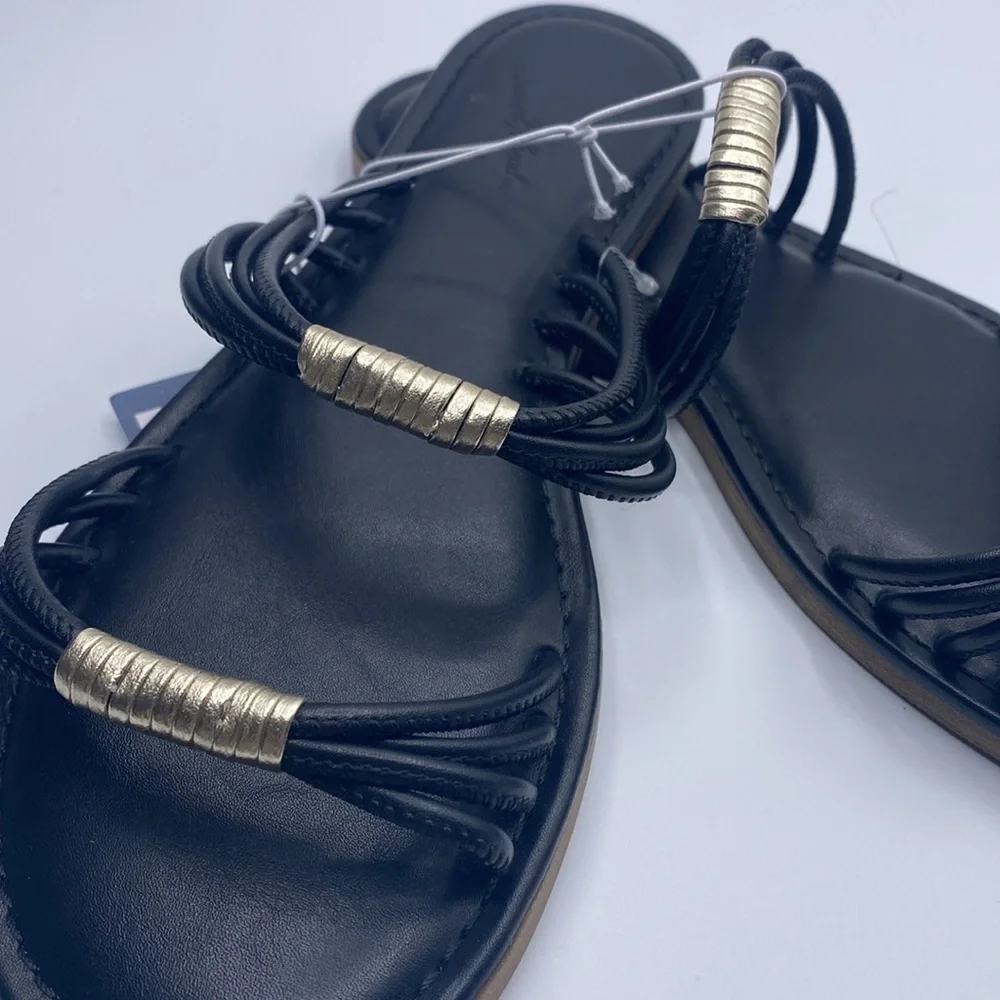 Universal Thread Aura Two Band Slide Sandals Black